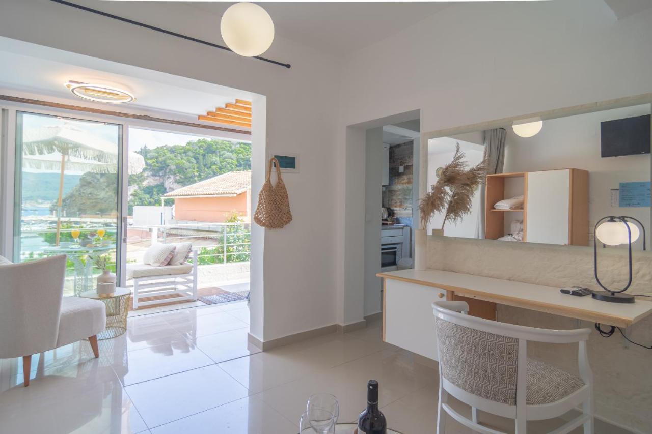 Tango Apartment On The Beach パレオカストリッツア エクステリア 写真